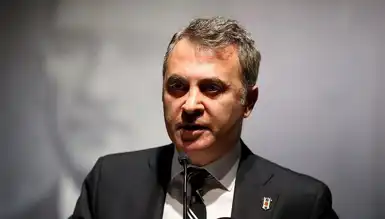 Eski Başkan, Adaylıktan Vazgeçtiğini Açıkladı