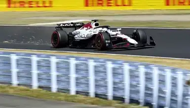 Verstappen, Japonya GP'sinde Pole Pozisyonunda!