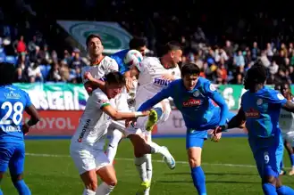 Rizespor-Alanyaspor: İlk Yarı 0-0 Berabere Bitti