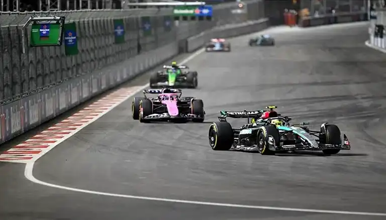 F1 Bahreyn'de: Norris Liderliği Koruyacak mı?