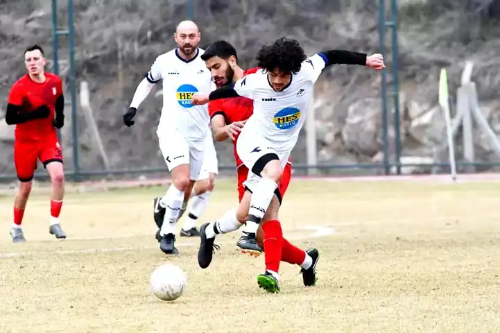 Hacılar Erciyesspor, Özvatanspor'u 5-0 ile Yendi!